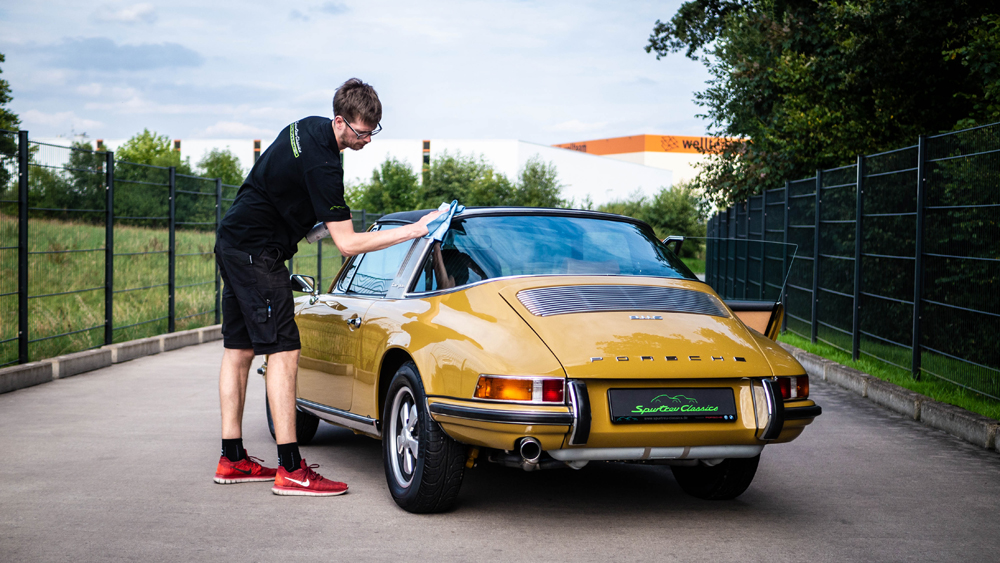 Rollout: Porsche 911S Targa Ölklappenmodell - Ein 11er lernt laufen...